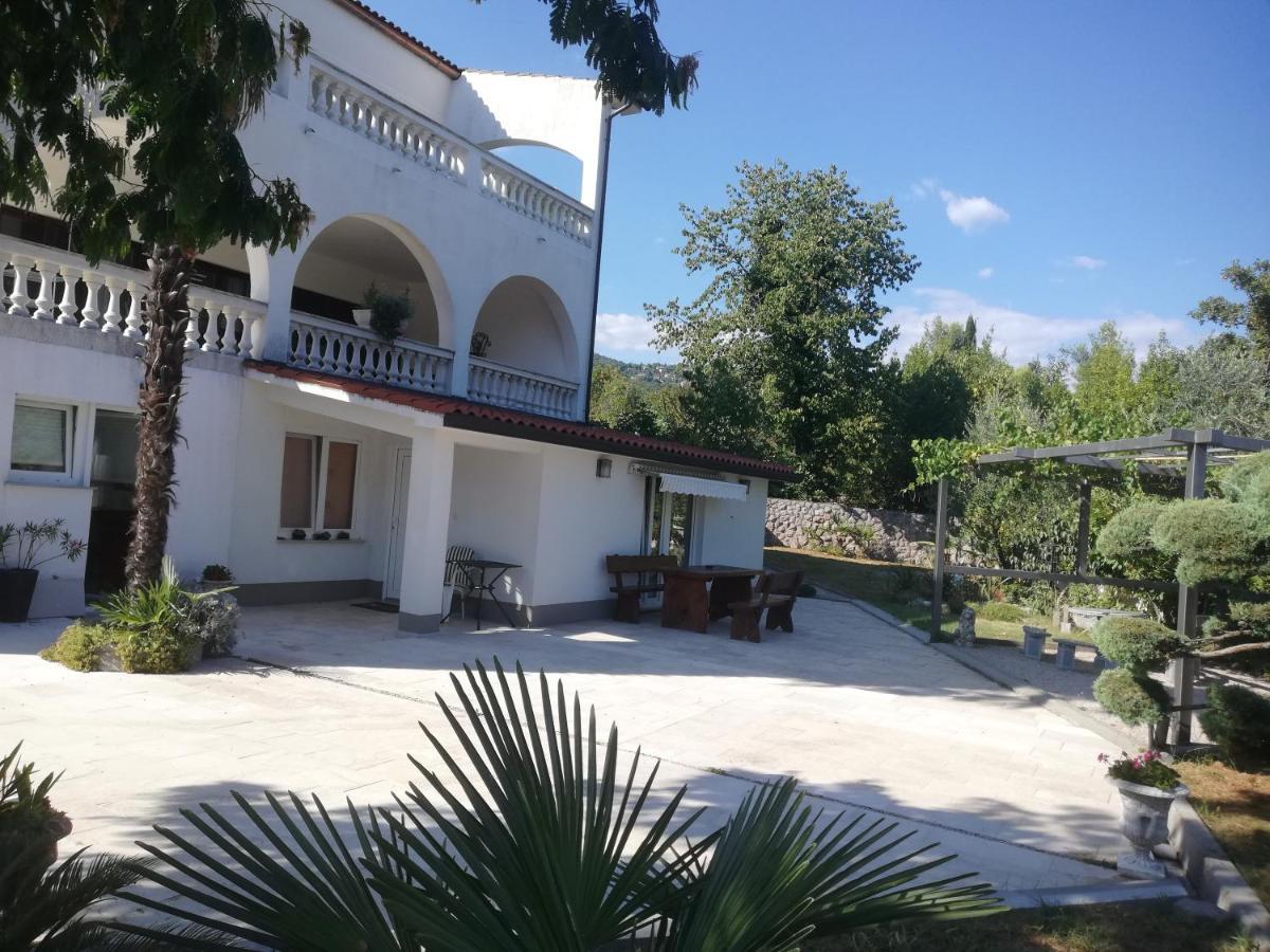 Apartment Nevija E Natale Opric Экстерьер фото